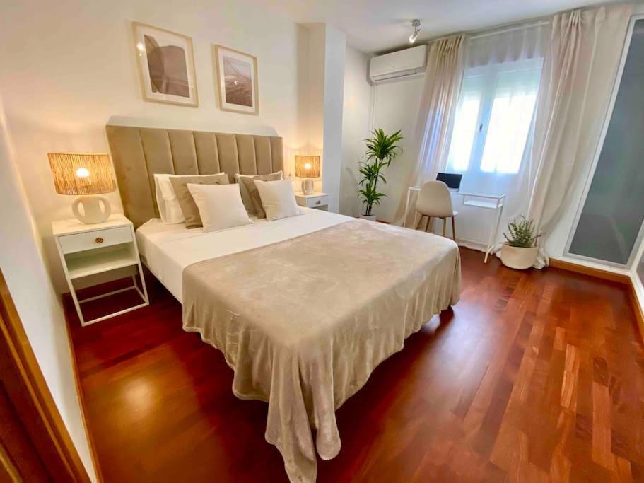 Apartmán Olive Penthouse Màlaga Exteriér fotografie