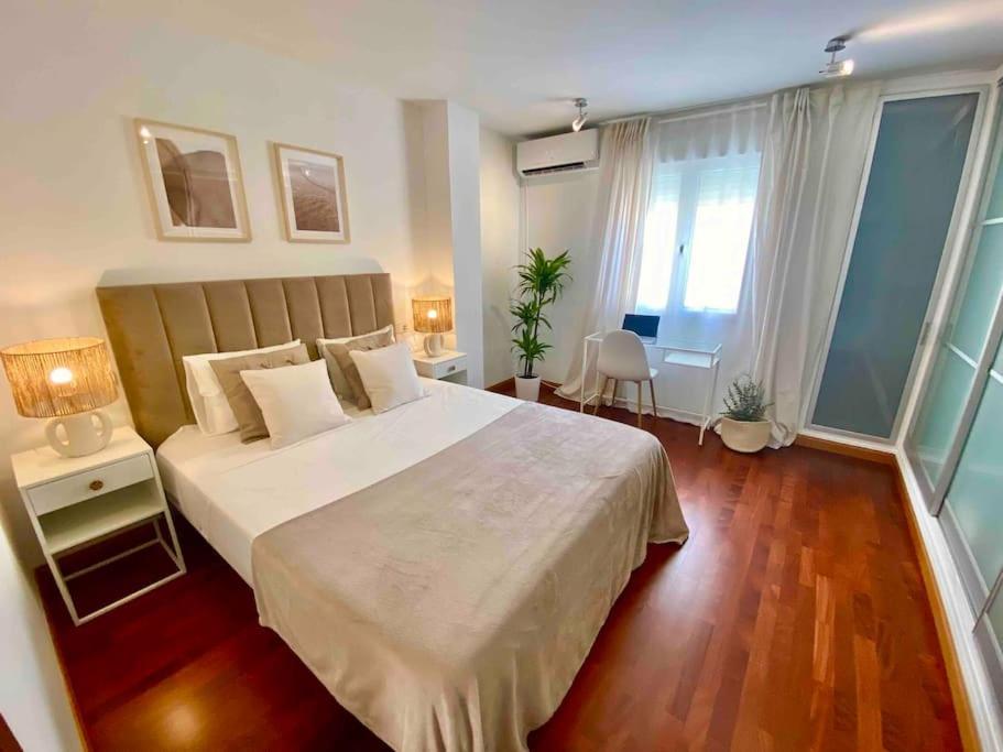 Apartmán Olive Penthouse Màlaga Exteriér fotografie